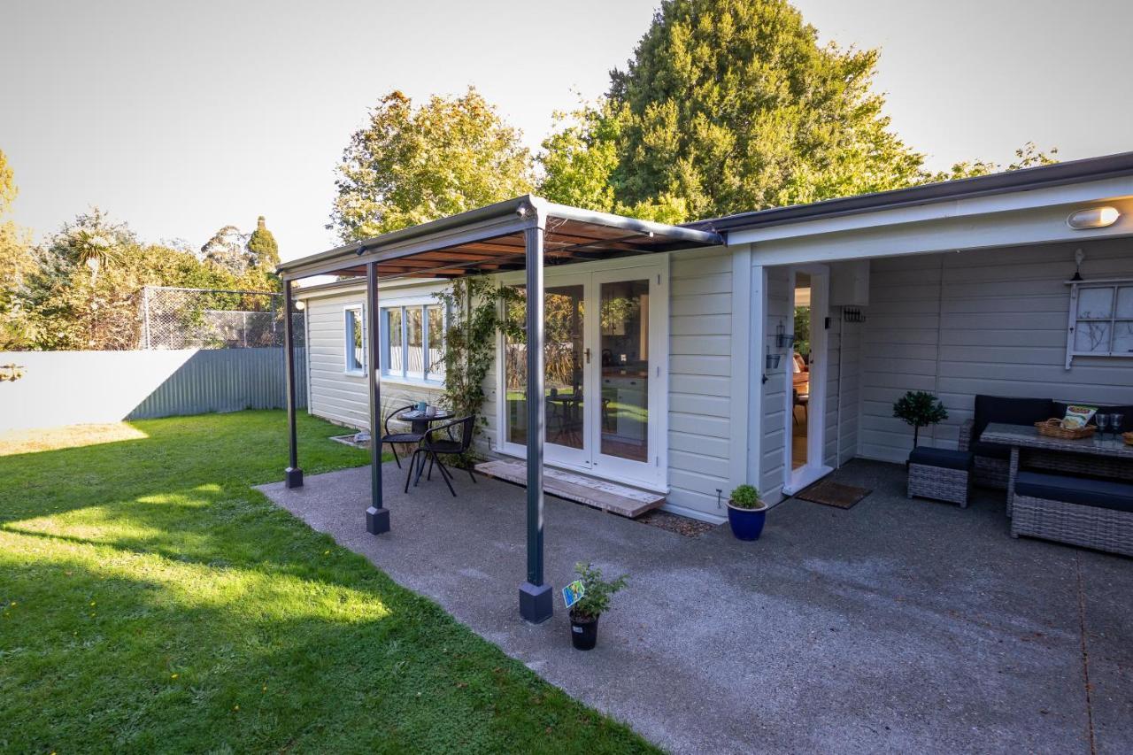 Hop, Skip And Jump To The Lake - Te Anau House Exteriér fotografie