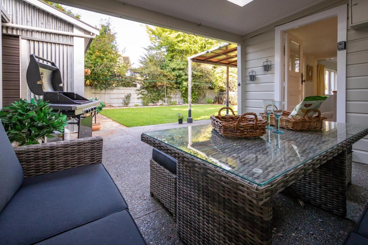 Hop, Skip And Jump To The Lake - Te Anau House Exteriér fotografie